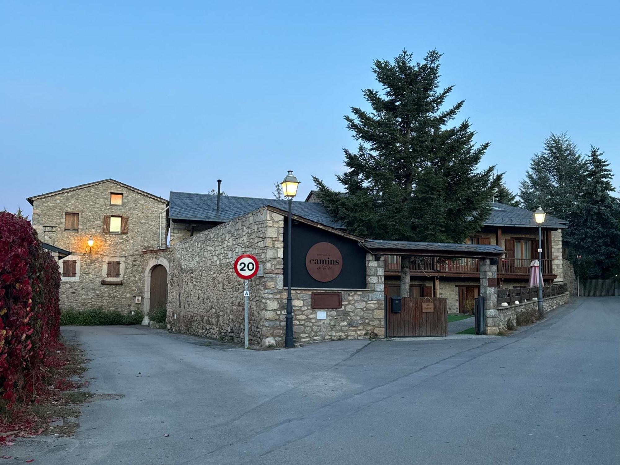 Hotel Cal Rei De Tallo Bellver De Cerdanya Extérieur photo